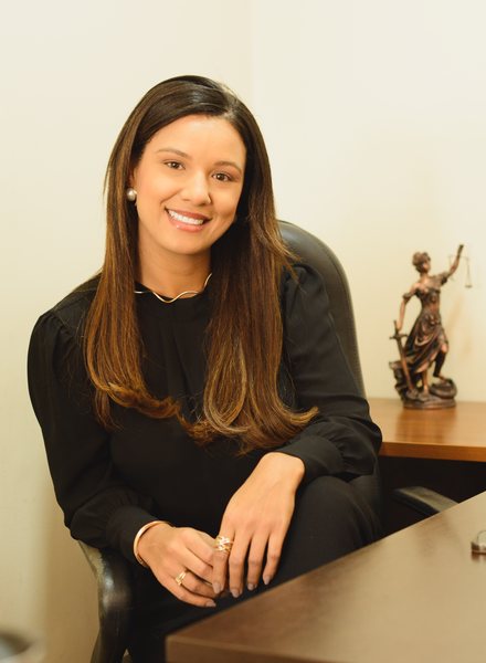 Dra. Carolinne Silva Lopes